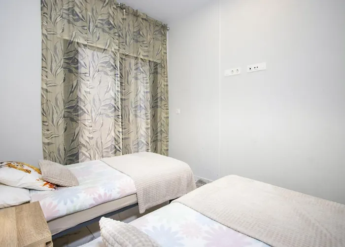 Alegria Edificio 7 * 托雷维耶哈